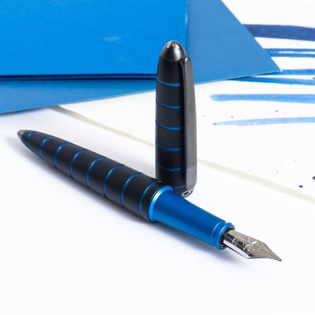 Diplomat Elox Black/Blue Fountain Pen - SCOOBOO - DP_ELX_BLKBLU_FPEF_D40352021 - Fountain Pen