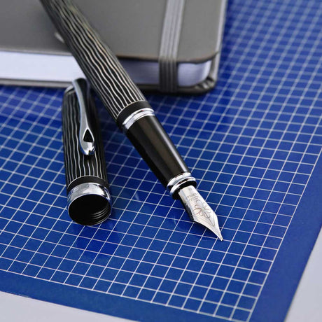 Diplomat Excellence A Plus Wave Guilloche Lapis Black Fountain Pen - SCOOBOO - DP_D40104028_EXC_A_WV_GUI_LPBLK_FPB - Fountain Pen