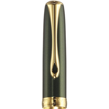 Diplomat Excellence A2 Evergreen/Gold 14K Gold Fountain Pen - SCOOBOO - DP_D40211015_EXC_A2_GRNGLD_14_FPM - Fountain Pen