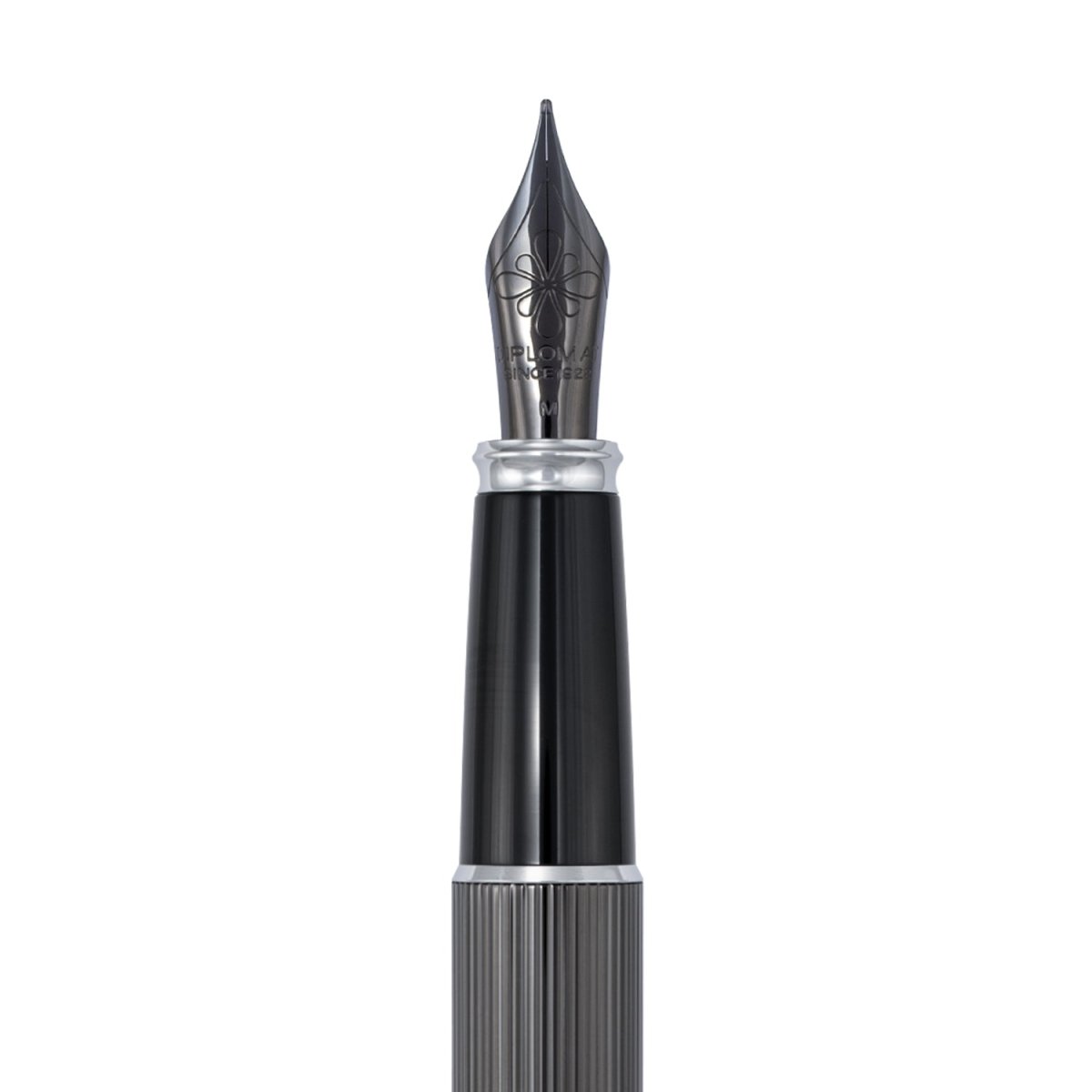 Diplomat Excellence A2 Guilloche Black CT Fountain Pen - SCOOBOO - DP_EXC_A2_GUI_BLK_CT_FPEF_D40222021 - Fountain Pen