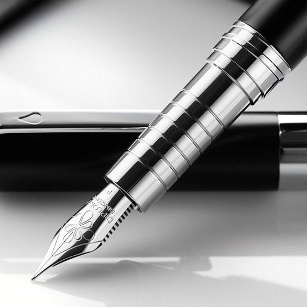 Diplomat Nexus Black CT Fountain Pen - SCOOBOO - DP_NXS_BLKCHR_FPEF_D40501021 - Fountain Pen