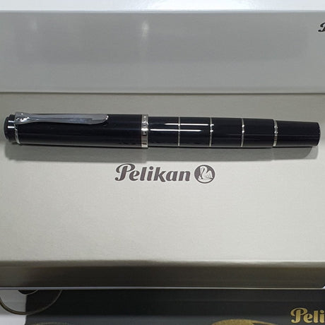 Pelikan Classic M215 Black Rings Fountain Pen - SCOOBOO - PEP_CLC_M215_BLKRNG_FPEF_948372 - Fountain Pen