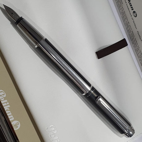 Pelikan Pura P40 Anthracite Fountain Pen - SCOOBOO - PEP_PUR_P40_ANTH_FPF_817127 - Fountain Pen