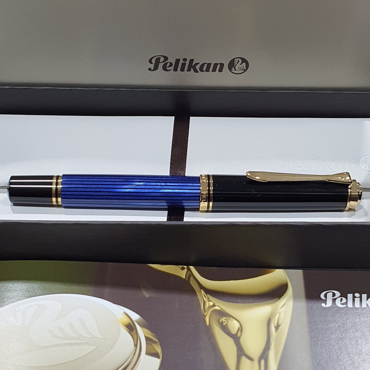 Pelikan Souveran M600 Black/Blue Fountain Pen - SCOOBOO - PEP_SVRN_M600_BLKBLU_FPEF_988154 - Fountain Pen