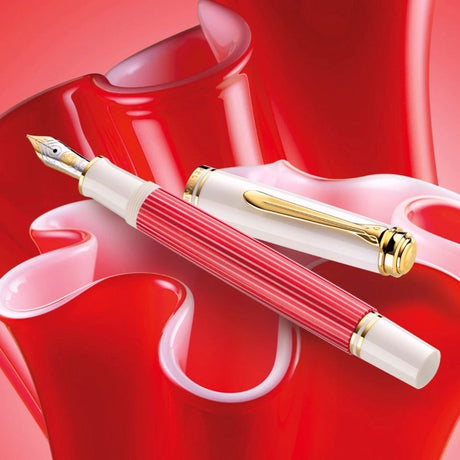 Pelikan Souveran M600 Red/White Fountain Pen (Special Edition) - SCOOBOO - PEP_SVRN_M600_REDWHT_FPEF_823098 - Fountain Pen