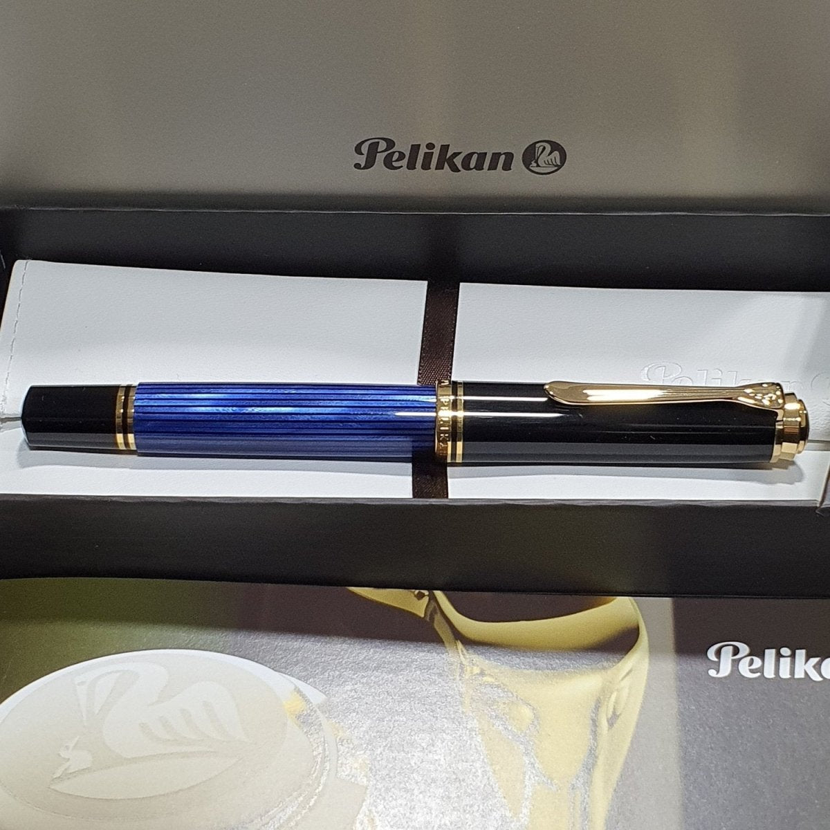 Pelikan Souveran M800 Black/Blue Fountain Pen - SCOOBOO - PEP_SVRN_M800_BLKBLU_FPEF_986711 - Fountain Pen